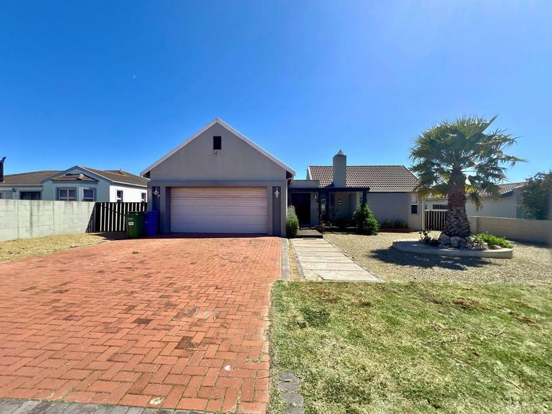 4 Bedroom Property for Sale in Country Club Western Cape